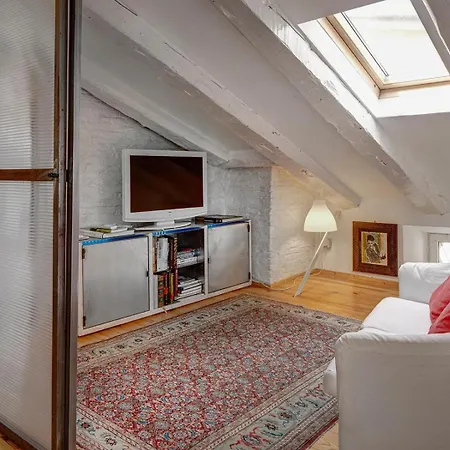 La Perla Di San Giusto شقة